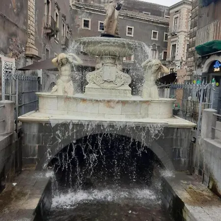 Casa Reale * Gravina di Catania